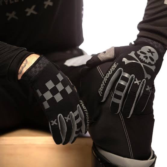 Guantes Fasthouse Speed Style Rufio Black/Gray
